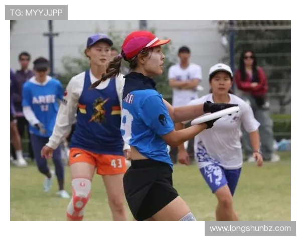 城市马拉松赛事回顾北京飞盘队展现出色速度与团队协作能力